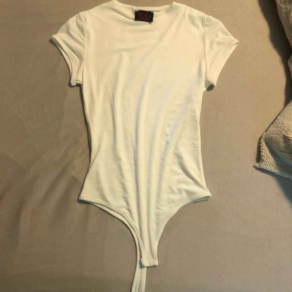White tshirt bodysuit
